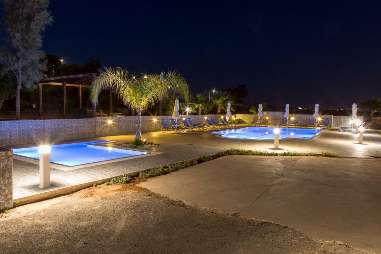 Magdalena Luxury Villas Ayía Nápa